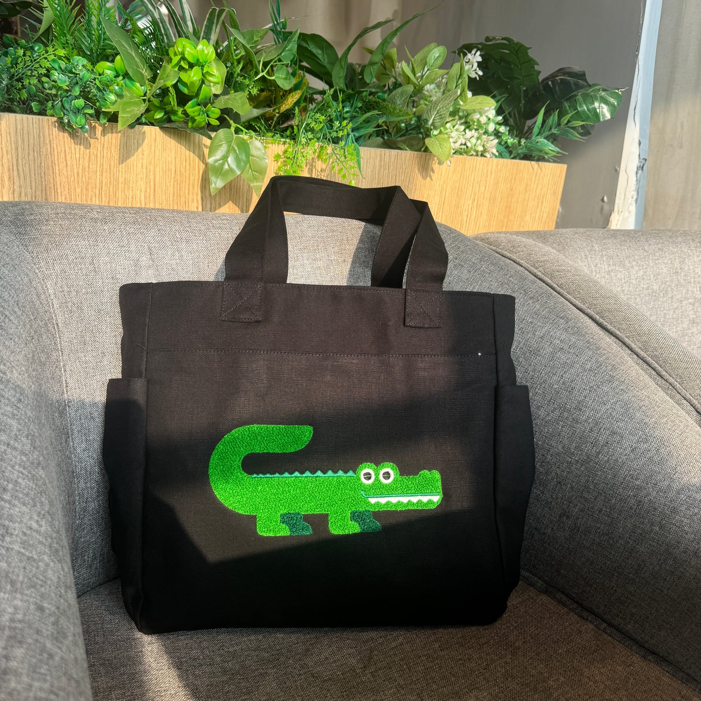 Crocodile Tufted Tote Bag π