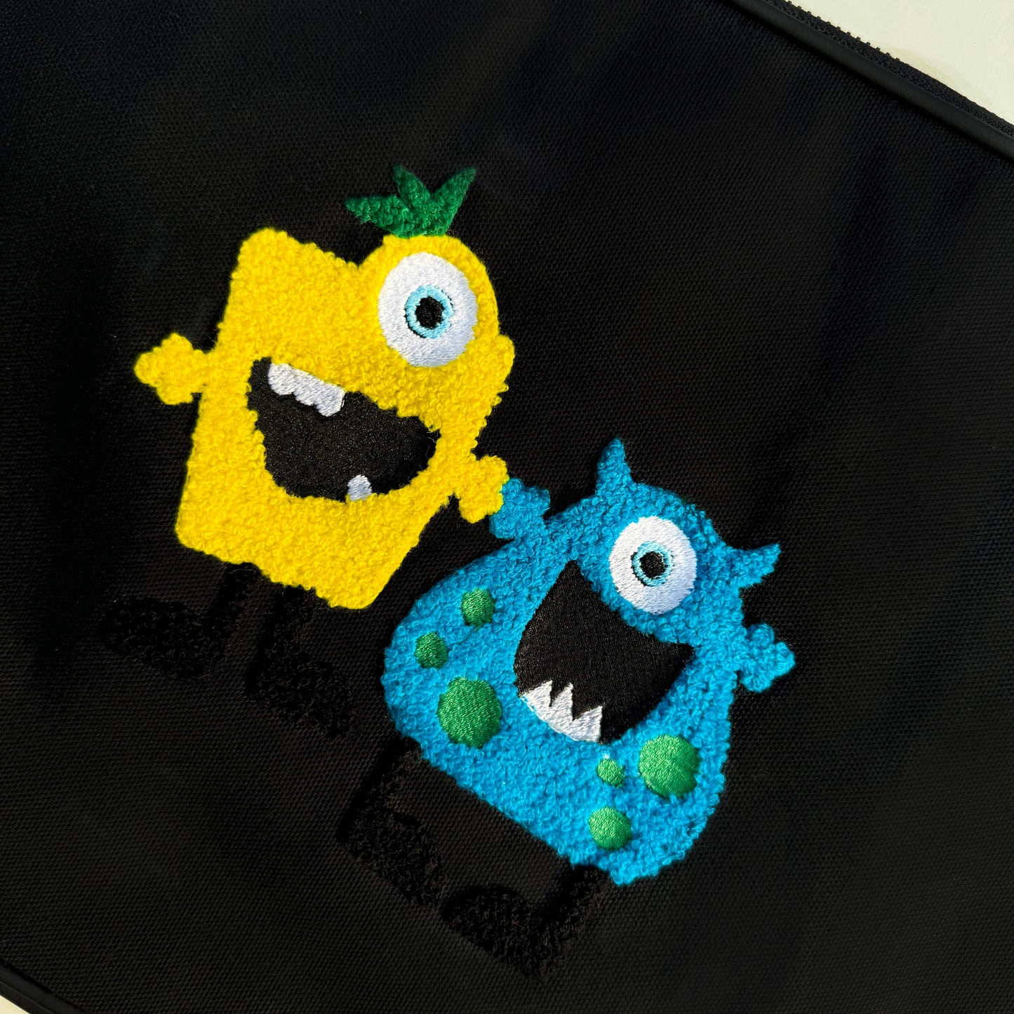 iini mini Laptop Sleeve