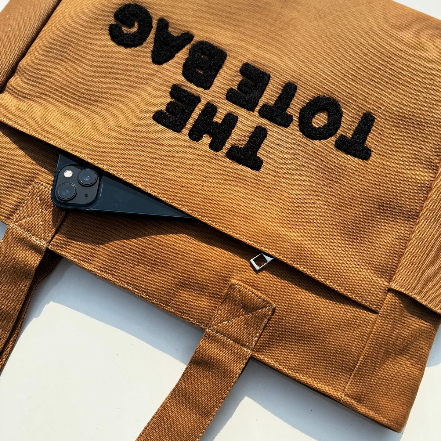 THE TOTE BAG