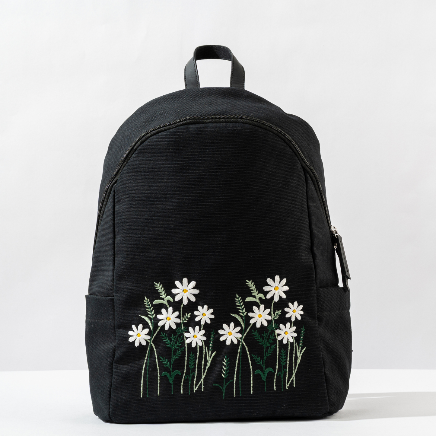 Midnight Daisy