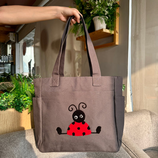 Beetle Tufted Tote Bag 🐞