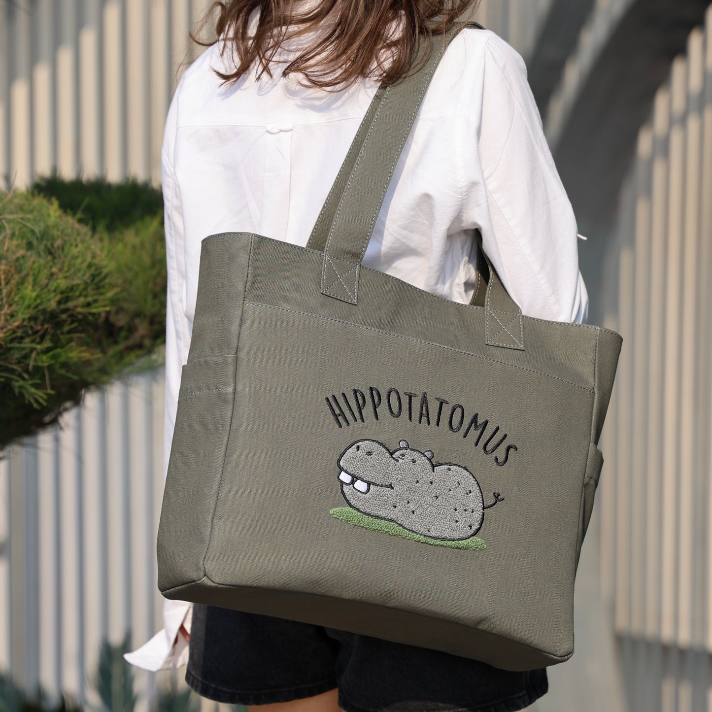 Hippo Tote + Pouch